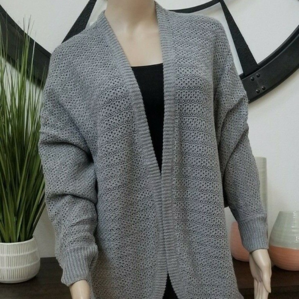 American Eagle Aerie Women's Cardigan Gray Soft Sweater
